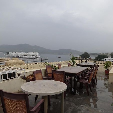 Aashiya Haveli Hotel Udaipur Exterior foto