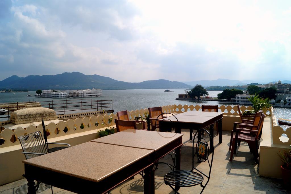 Aashiya Haveli Hotel Udaipur Exterior foto