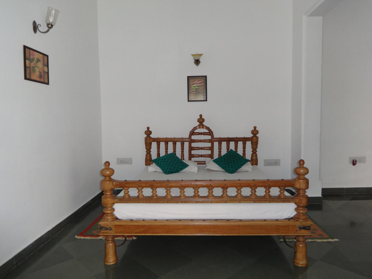 Aashiya Haveli Hotel Udaipur Exterior foto