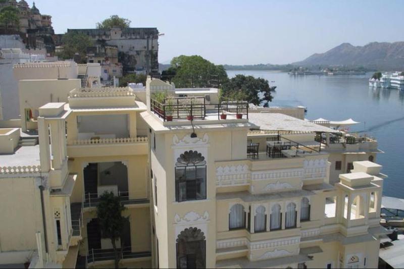 Aashiya Haveli Hotel Udaipur Exterior foto